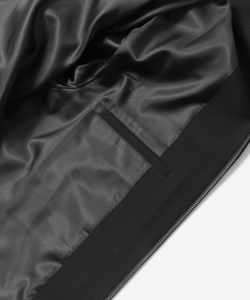 ADHOC（アドホック）の「メンズ TR ポケットポイント ジップアップ ブルゾン (BLACK) (HC9UJ11)（ブルゾン・メンズ・その他・100/95/105）」の6枚目の写真