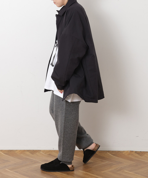 JOURNAL STANDARD LUXE（ジャーナルスタンダード　ラックス）の「ウェザースタンドカラーハーフコート（その他アウター・レディース・ベージュ/ネイビー/ブラック・FREE）」の22枚目の写真