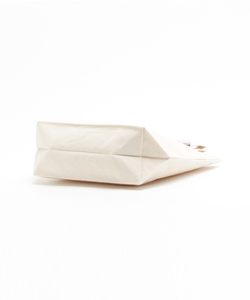 MILKFED.(ミルクフェド)の「MINI TOTE OUI WITH BADGE(ショルダーバッグ・レディース・ホワイト/ピンク/ブラック・ONE SIZE)」の4枚目の写真