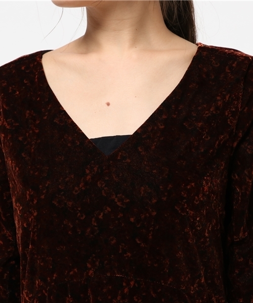 MOUSSY（マウジー）の「VELOUR MAXI DRESS F（ワンピース・レディース・レッド系その他/ブルー系その他・2/1）」の6枚目の写真