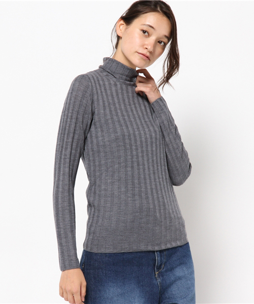 SLY（スライ）の「LANA WOOL TURTLE HG TOPS（ニット/セーター・レディース・サックスブルー/ワインレッド/イエロー系その他/トップグレー/ブラック/ピンク/オフホワイト・1/2）」の4枚目の写真