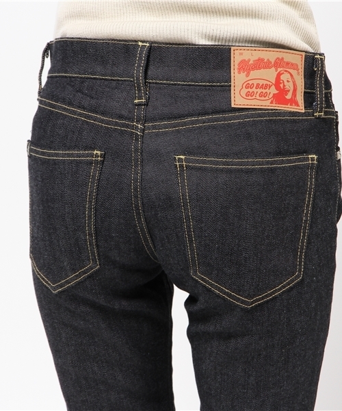 HYSTERIC GLAMOUR(ヒステリックグラマー)の「Sデニム スキニーPT(デニムパンツ・レディース・インディゴブルー・23inch/24inch/25inch/26inch/27inch/28inch)」の6枚目の写真