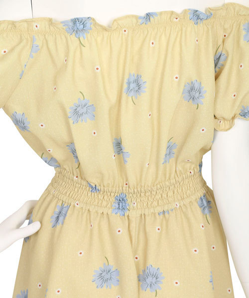 dazzlin(ダズリン)の「ドットマーガレットオフショルワンピース(ワンピース・レディース・イエロー/ネイビー/レッド・FREE)」の11枚目の写真