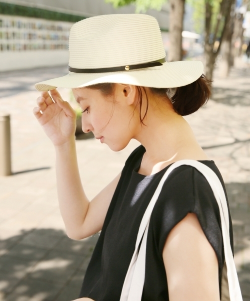 LEPSIM（レプシィム）の「ブレード2WAY HAT 749296（ハット・レディース・ベージュ系その他/ナチュラル・ONE SIZE）」の2枚目の写真