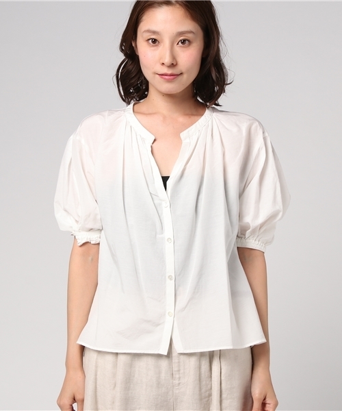 SHIPS for women（シップスフォーウィメン）の「コットンシルクボリュームスリーブスキッパー（シャツ/ブラウス・レディース・ホワイト系その他/ブラック/ロイヤルブルー・ONE SIZE）」の4枚目の写真