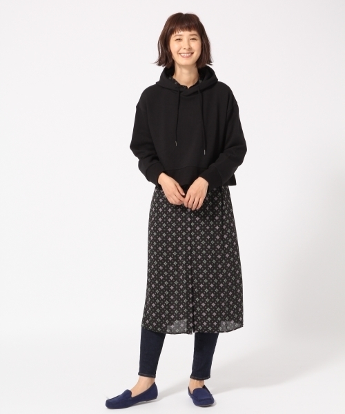 GLOBAL WORK（グローバルワーク）の「クロップドパーカー長袖/766920（パーカー・レディース・カーキ/ホワイト/ブラック/グレー/ピンク・MEDIUM/LARGE）」の7枚目の写真