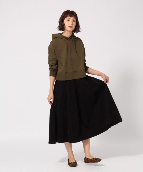 GLOBAL WORK（グローバルワーク）の「クロップドパーカー長袖/766920（パーカー・レディース・カーキ/ホワイト/ブラック/グレー/ピンク・MEDIUM/LARGE）」の10枚目の写真