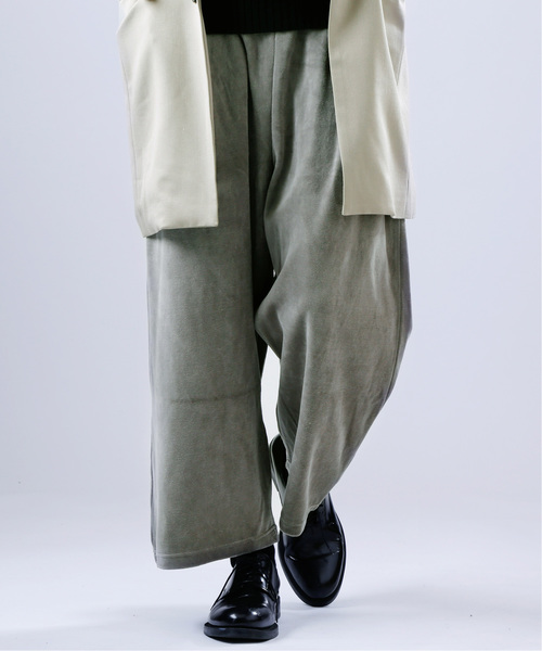 MONO-MART（モノマート）の「シルキーベロアワイドトラックパンツ/ワイドパンツ（その他パンツ・メンズ・ブラック/ネイビー/グレー・FREE）」の17枚目の写真