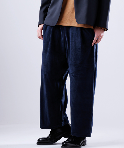MONO-MART（モノマート）の「シルキーベロアワイドトラックパンツ/ワイドパンツ（その他パンツ・メンズ・ブラック/ネイビー/グレー・FREE）」の19枚目の写真