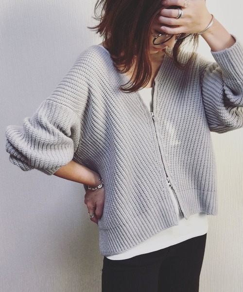 STUDIOUS（ステュディオス）の「【WEARISTA mayumi コラボ】マルチウェイZIPニット（カーディガン/ボレロ・レディース・ライトグレー/ブラック/ブラウン・FREE）」の9枚目の写真
