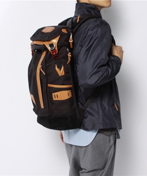Lui's（ルイス）の「【Lui's】MSPC バックパック（POTENTIAL）（バックパック/リュック・メンズ・ネイビー/ブラック/キャメル・FREE）」の10枚目の写真