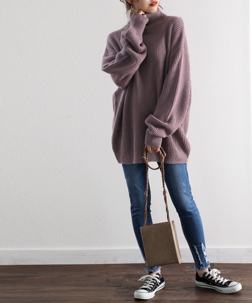 classicalelf(クラシカルエルフ)の「タートルネックミドル丈無地ローゲージニットプルオーバー(長袖)(ニット/セーター・レディース・オフホワイト/ブラック/チャコールグレー/ベージュ/オレンジ/パープル・MEDIUM/X-LARGE/XXX-LARGE)」の11枚目の写真