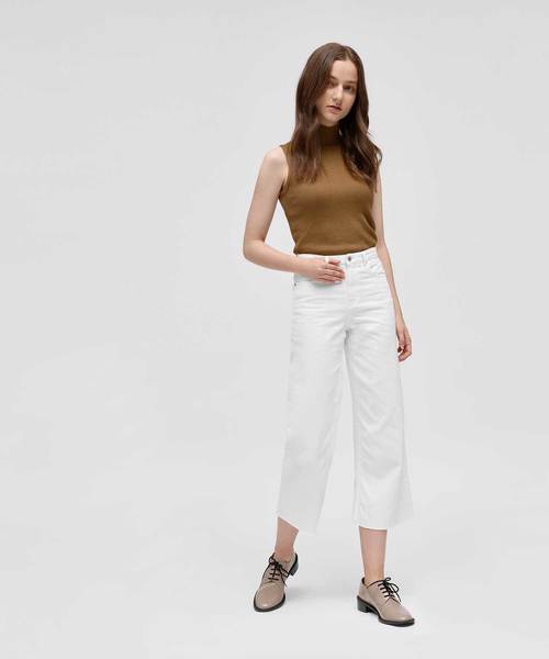 CHARLES & KEITH(チャールズ & キース)の「クラシックダービーシューズ / Classic Derby Shoes(ローファー・レディース・ダークブルー/ライトベージュ・23cm/23.5cm/24.5cm/25cm/25.5cm)」の8枚目の写真