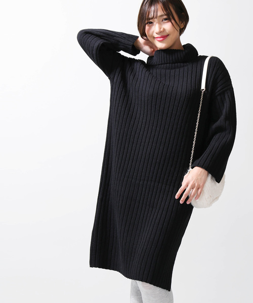 WEGO(ウィゴー)の「WEGO/オフタートルワイドリブスリットワンピース(ワンピース・レディース・ブラック/ベージュ/ブラウン・FREE)」の1枚目の写真