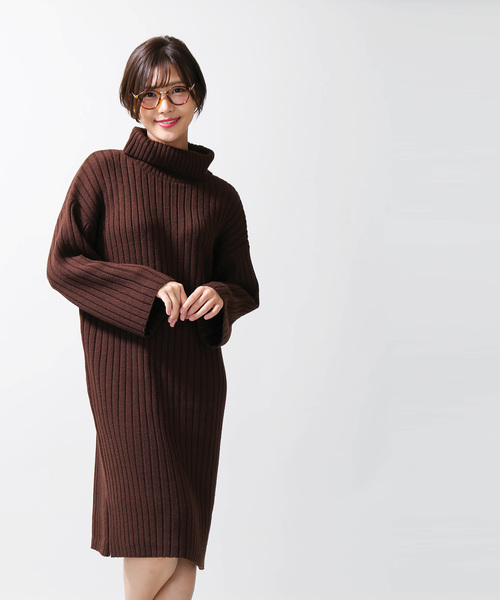 WEGO(ウィゴー)の「WEGO/オフタートルワイドリブスリットワンピース(ワンピース・レディース・ブラック/ベージュ/ブラウン・FREE)」の10枚目の写真