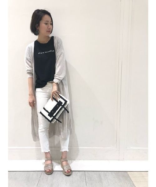 YECCA VECCA（イェッカヴェッカ）の「P.フレンチリネンロングカーディガン ●（カーディガン/ボレロ・レディース・ライトベージュ/ブラウン/ネイビー・FREE）」の18枚目の写真