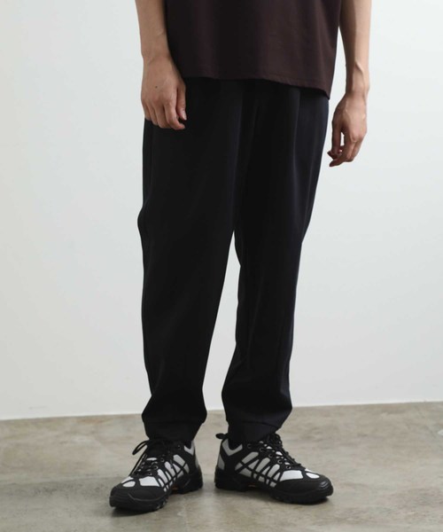 ADAM ET ROPE'（アダムエロペ）の「【NORITAKE】ツイルジョガーパンツ（その他パンツ・メンズ・ネイビー/ブラック・L/M/S）」の12枚目の写真