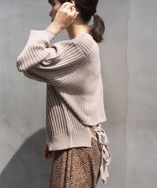 tiptop(ティップトップ)の「【ZOZO限定アイテム】バックリボンニットプルオーバー(ニット/セーター・レディース・ベージュ/アイボリー/スモークピンク/ブラウン・FREE)」の6枚目の写真