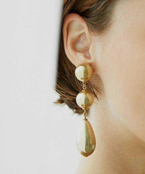 Ameri(アメリ)の「METEOR PIERCE(ピアス(両耳用)・レディース・シルバー/ゴールド・FREE)」の2枚目の写真