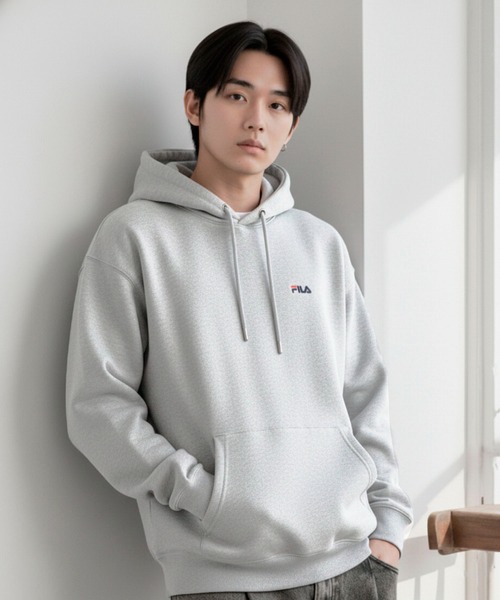 FILA（フィラ）の「【FILA/フィラ】ワンポイント ロゴ刺繍 裏起毛 スウェット プルパーカー フ―ディ（パーカー・レディース・ホワイト/ブラック/ネイビー/杢グレー/グレー系その他/グリーン系その他/セージグリーン/ブルーグレー/アッシュグレー・M/L/LL/3L）」の14枚目の写真