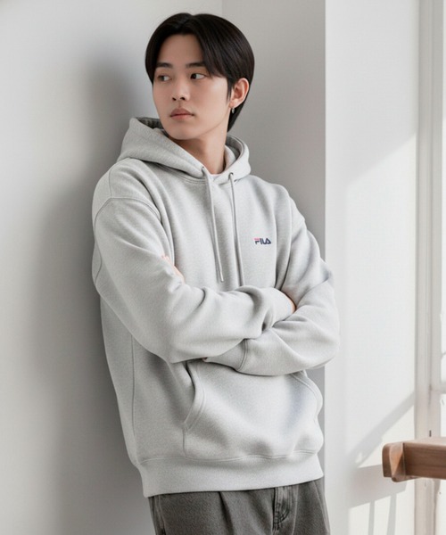 FILA（フィラ）の「【FILA/フィラ】ワンポイント ロゴ刺繍 裏起毛 スウェット プルパーカー フ―ディ（パーカー・レディース・ホワイト/ブラック/ネイビー/杢グレー/グレー系その他/グリーン系その他/セージグリーン/ブルーグレー/アッシュグレー・M/L/LL/3L）」の13枚目の写真