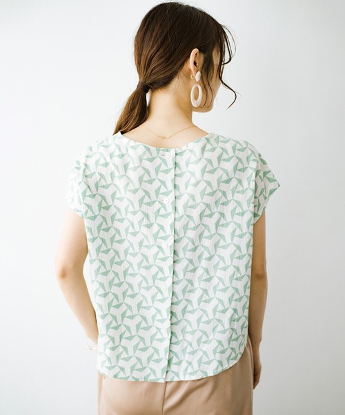 セール 京都の浴衣屋さんと作った浴衣生地の後ろボタンブラウス シャツ ブラウス Haco ハコ のファッション通販 Zozotown