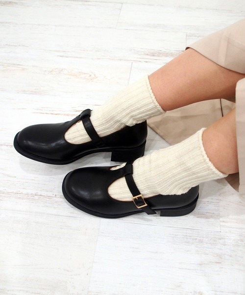 byあしながおじさん（バイアシナガオジサン）の「Tストラップ