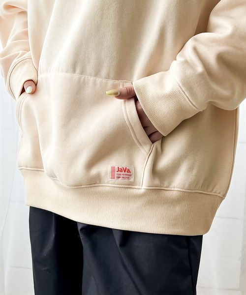 Java（ジャバ）の「《JaVa ジャバコラボ》たっぷりボリュームで華奢見え、裏起毛ビッグシルエット オーバーサイズ パーカー（スウェット・レディース・ブラック/ベージュ/モカ/ライトカーキ/ブルー・MEDIUM/LARGE/X-LARGE/XX-LARGE/SMALL）」の10枚目の写真