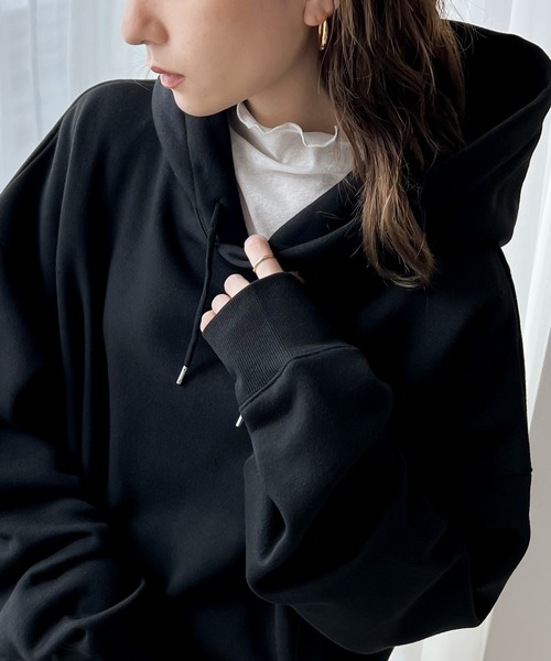 Java（ジャバ）の「《JaVa ジャバコラボ》たっぷりボリュームで華奢見え、裏起毛ビッグシルエット オーバーサイズ パーカー（スウェット・レディース・ブラック/ベージュ/モカ/ライトカーキ/ブルー・MEDIUM/LARGE/X-LARGE/XX-LARGE/SMALL）」の13枚目の写真