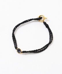 CavariA（キャバリア）の「『CavariA/キャバリア』クリスタル編み込み二重ブレスレット【+】（ブレスレット）」