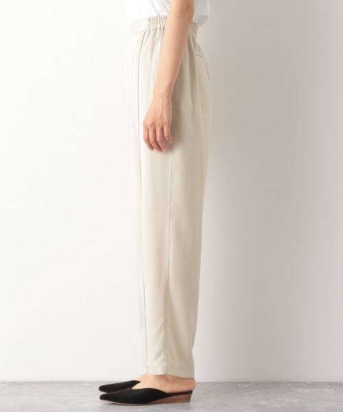LEPSIM（レプシィム）の「ピーチサテンテーパード　893108（その他パンツ・レディース・アイボリー/モカ/カーキ・MEDIUM/LARGE）」の8枚目の写真