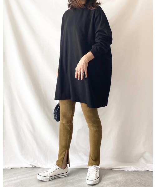 She's Closet(シーズクローゼット)の「Aラインフレアチュニック(スウェット・レディース・ブラック/グレイッシュベージュ/グレイッシュブルー・FREE)」の18枚目の写真