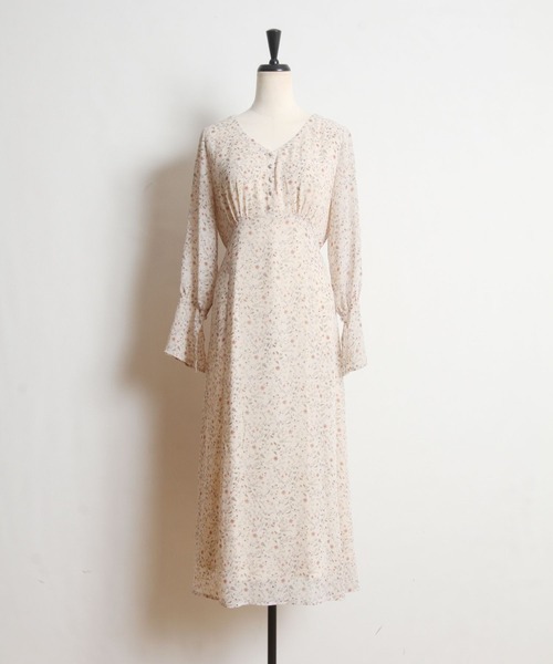 tocco closet(トッコ クローゼット)の「フレアスリーブフラワープリントワンピース(ワンピース・レディース・ベージュ・M)」の14枚目の写真
