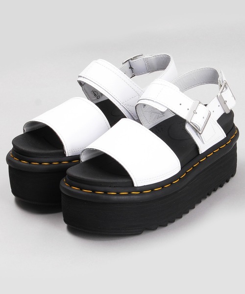 Dr. Martens（ドクターマーチン）の「【Dr.Martens /ドクターマーチン】VOSS QUAD 厚底プラットフォームサンダル（サンダル・レディース・ホワイト/ブラック・4/3/5）」の14枚目の写真