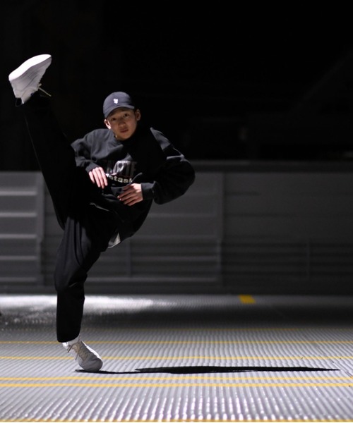 MANASTASH（マナスタッシュ）の「MANASTASH×LFYT/マナスタッシュ×エルエフワイティー　HEMP LOGO CREW SWEAT ヘンプロゴスウェット（スウェット・メンズ・ブラック/カーキ/ラベンダー・MEDIUM/LARGE/X-LARGE）」の17枚目の写真