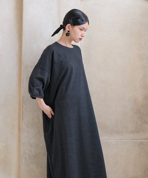 manana suerte（マニャーナスエルテ）の「プレーンカットソーワンピース（ワンピース・レディース・チャコールグレー/ブラック/パープル/グリーン・FREE）」の2枚目の写真