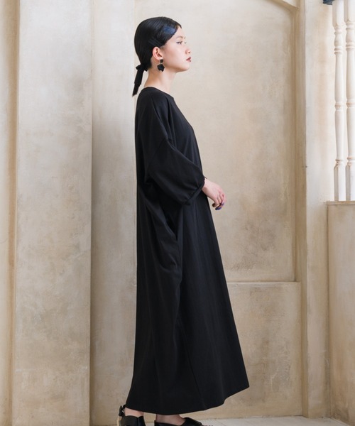 manana suerte（マニャーナスエルテ）の「プレーンカットソーワンピース（ワンピース・レディース・チャコールグレー/ブラック/パープル/グリーン・FREE）」の16枚目の写真