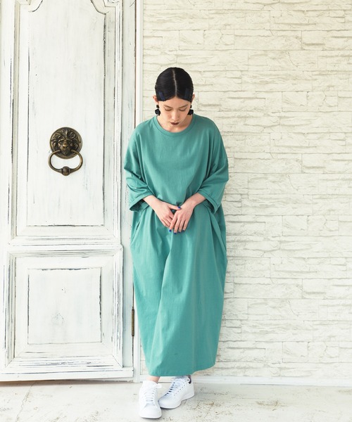 manana suerte（マニャーナスエルテ）の「プレーンカットソーワンピース（ワンピース・レディース・チャコールグレー/ブラック/パープル/グリーン・FREE）」の15枚目の写真