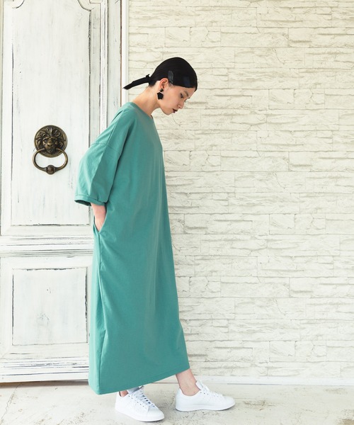 manana suerte（マニャーナスエルテ）の「プレーンカットソーワンピース（ワンピース・レディース・チャコールグレー/ブラック/パープル/グリーン・FREE）」の10枚目の写真