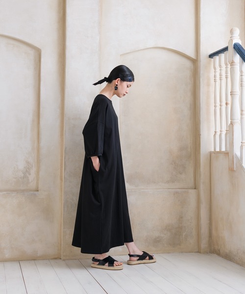 manana suerte（マニャーナスエルテ）の「プレーンカットソーワンピース（ワンピース・レディース・チャコールグレー/ブラック/パープル/グリーン・FREE）」の8枚目の写真