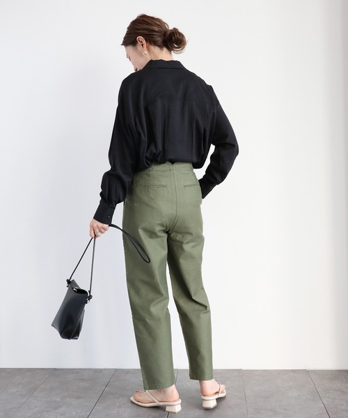 AMERICAN HOLIC（アメリカンホリック）の「とろみ開襟ドレープポケットシャツ（シャツ/ブラウス・レディース・ブラック/ベージュ/オフホワイト/ピンクベージュ・MEDIUM/LARGE）」の10枚目の写真