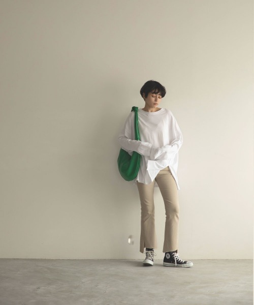 marjour（マージュール）の「OVER TEE（Tシャツ/カットソー・レディース・オフホワイト/ブラック/ベージュ・M）」の20枚目の写真