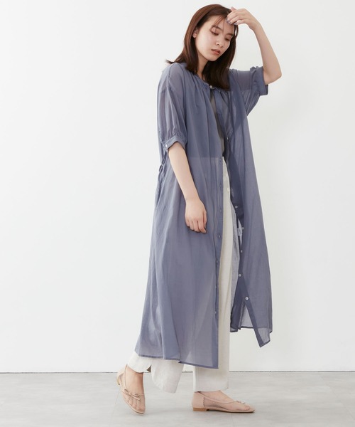 POU DOU DOU(プードゥドゥ)の「シアーコットンフリル襟ワンピース(ワンピース・レディース・ネイビー/イエロー/アイボリー・3)」の2枚目の写真