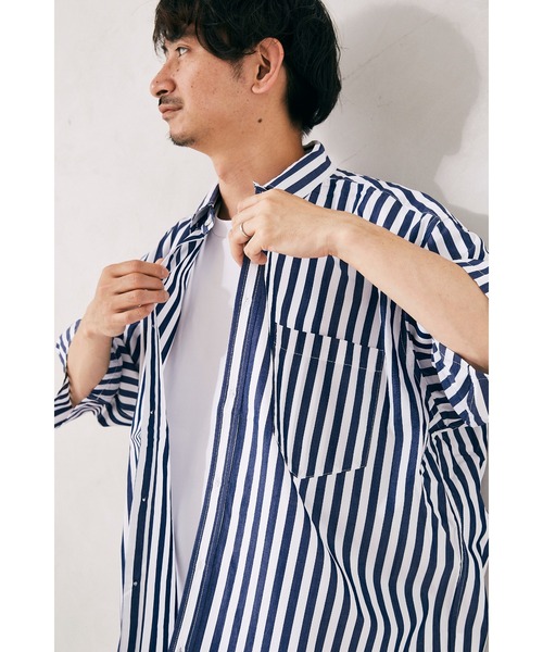 JOURNAL STANDARD relume（ジャーナルスタンダード　レリューム）の「ビッグシルエット ボタンダウンストライプシャツ（シャツ/ブラウス・メンズ・ライトブルー/ネイビー/サックスブルー/ブルー/ダークブルー・MEDIUM/LARGE）」の11枚目の写真