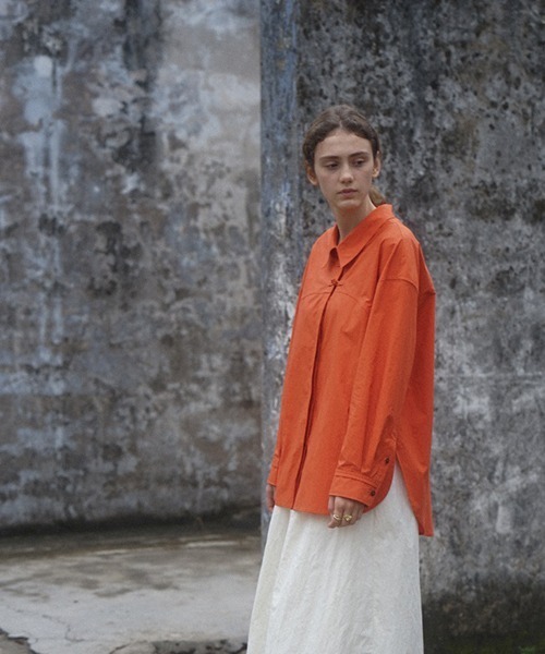 chuclla(チュクラ)の「【LeonoraYang】Washed cotton shirt chw1517(シャツ/ブラウス・レディース・オレンジ・S/M/L)」の2枚目の写真
