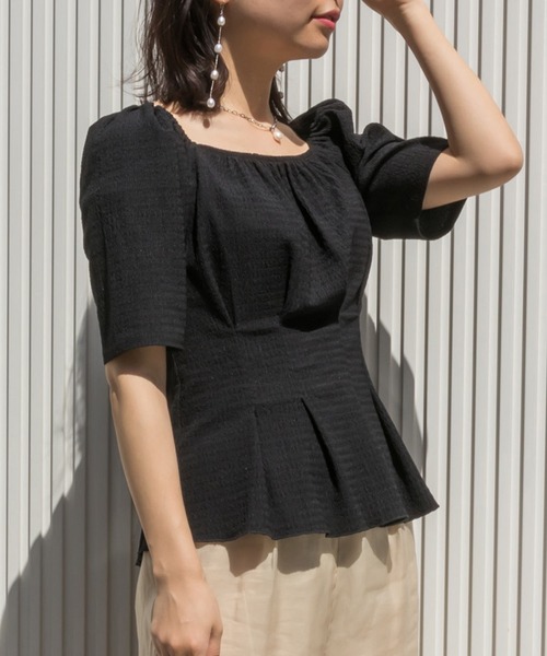RANDA(ランダ)の「ペプラムカットソー(Tシャツ/カットソー・レディース・ブラック/パープル・FREE)」の2枚目の写真