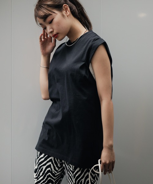 PBLIM（ページボーイリム）の「【PAGEBOYLIM】デザインノースリ（タンクトップ・レディース・オフホワイト/ブラック/パープル・MEDIUM/LARGE）」の15枚目の写真