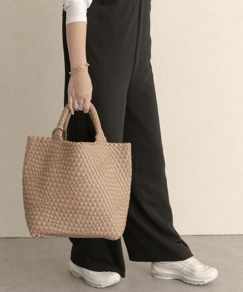 RODE SKO(ロデスコ)の「ANJA 編み込みトートバッグ(トートバッグ・レディース・ベージュ/オフホワイト・ONE)」の3枚目の写真
