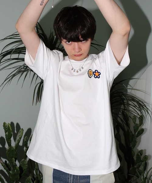 MISTER CHILD★韓国 人気★男女兼用★DOUBLE LOGO T 半袖Tシャツ Qoo10] MISTER CHILD [TXT テヒョン 着用] DOUBLE