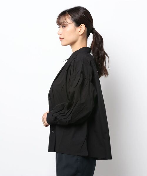 179/WG（イチナナキュウダブルジー）の「刺繍衿付ギャザーブラウス（シャツ/ブラウス・レディース・オフホワイト/ブラック/グレー・MEDIUM）」の5枚目の写真